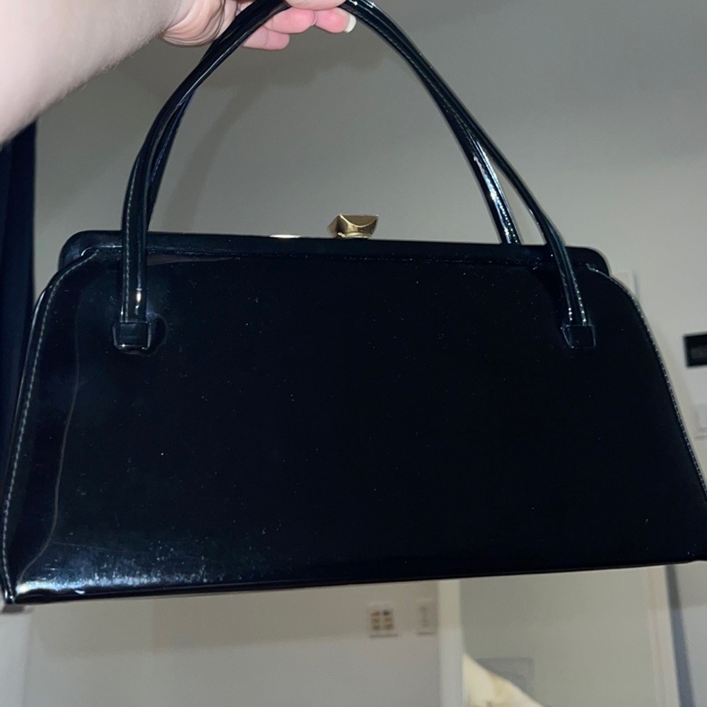SMALL BLACK PURSE